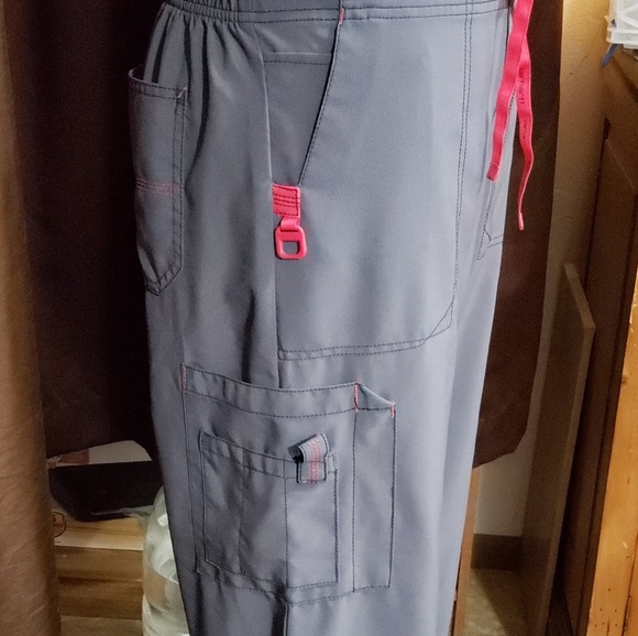 CARHARTT Sz Medium Gray & Raspberry Track Suit Set - Picture 4 of 8